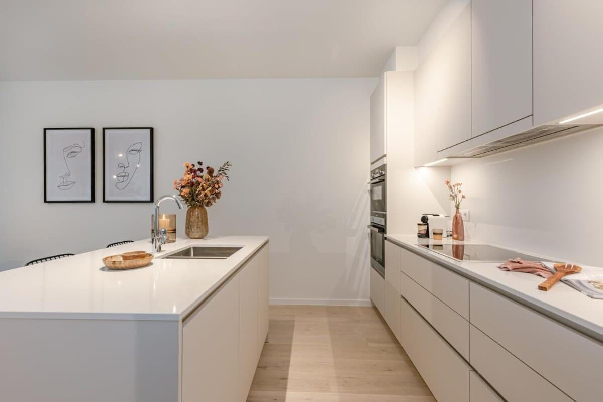 Huswell - Apartment With Terrace Close To The Sea オステンド エクステリア 写真
